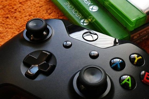 Comment choisir les meilleurs périphériques pour une configuration de jeu performante ?